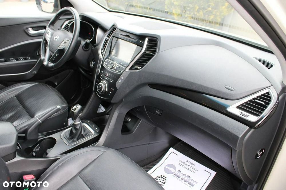 Hyundai Santa Fe 2.2 CRDI Premium - 29