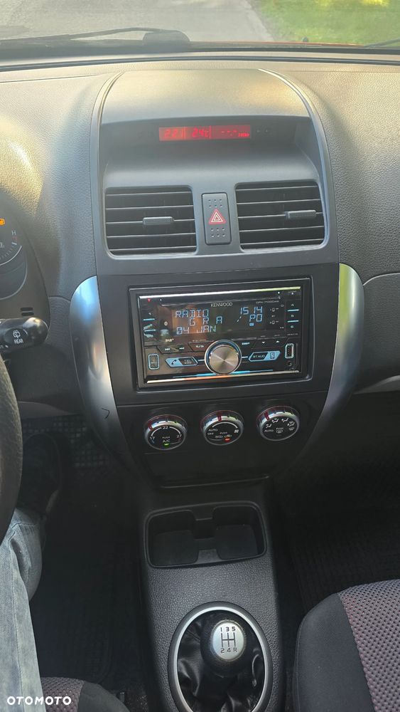 Suzuki SX4 - 10
