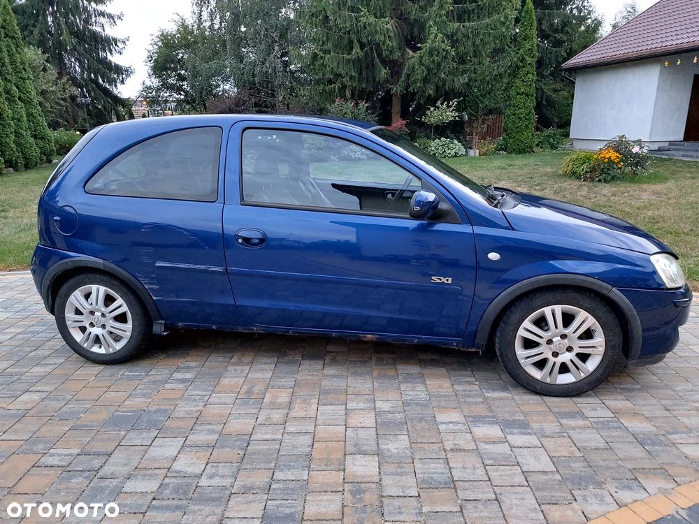 Opel Corsa 1.2 16V Essentia - 2