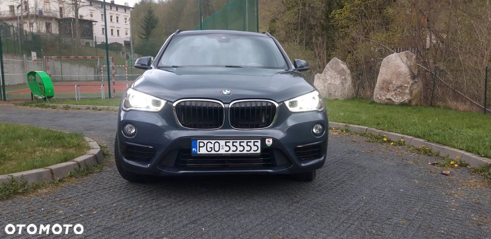 BMW X1 xDrive20i - 2