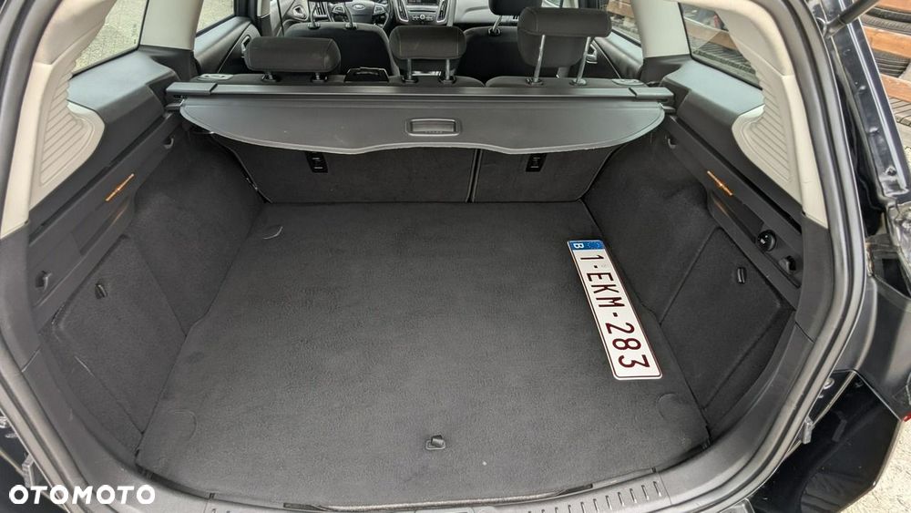 Ford Focus - 33