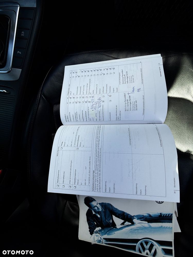 Volkswagen Passat 2.0 TDI DPF Sportline DSG - 25