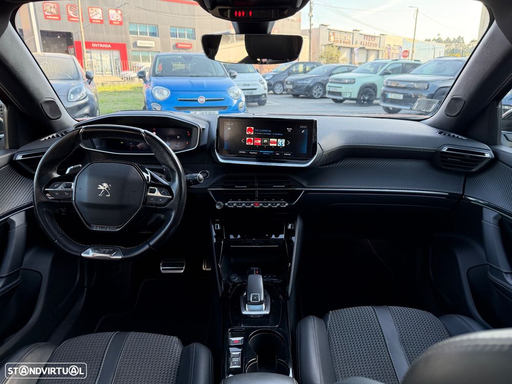 Peugeot 2008 1.2 PureTech GT Line EAT8 - 25