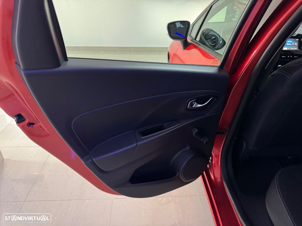 Renault Clio Sport Tourer 1.5 dCi Dynamique S - 47