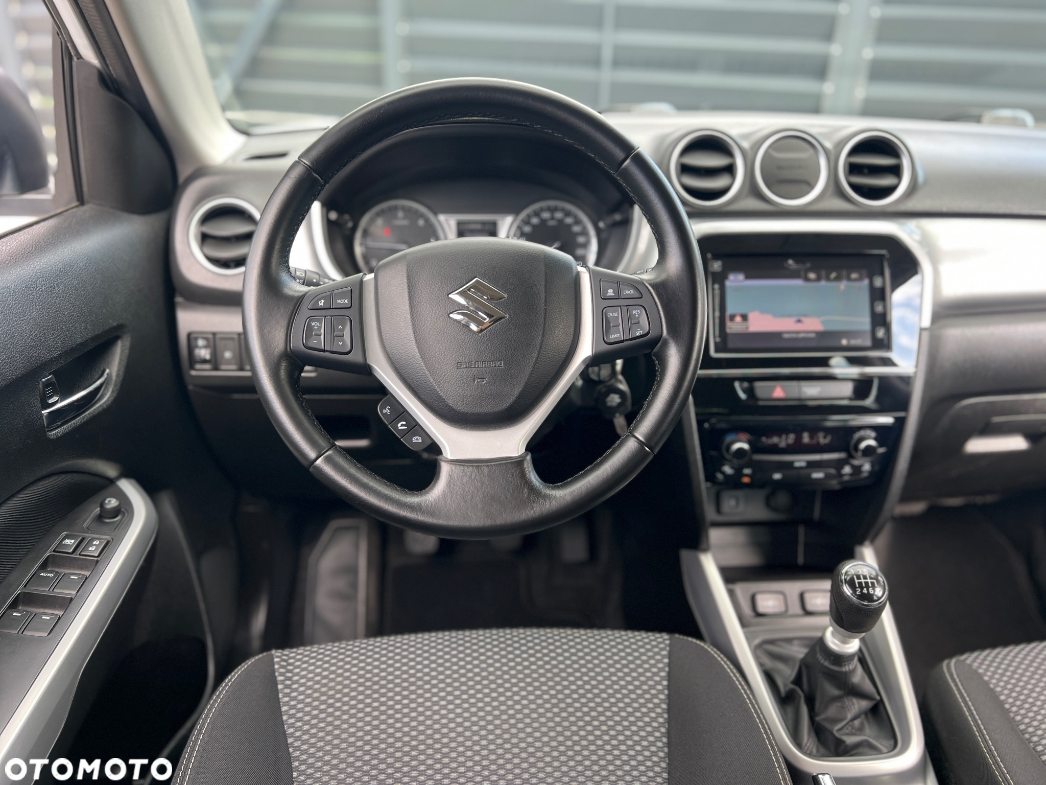 Suzuki Vitara - 18