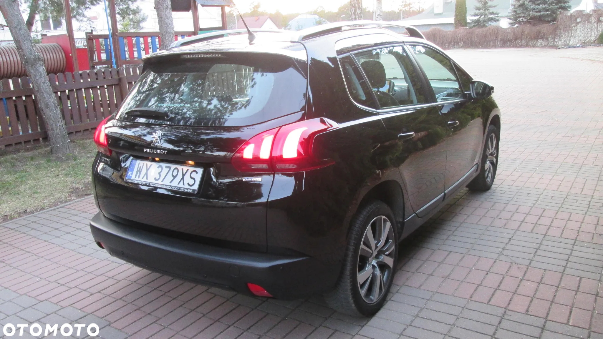 Peugeot 2008 PureTech 82 Allure - 4