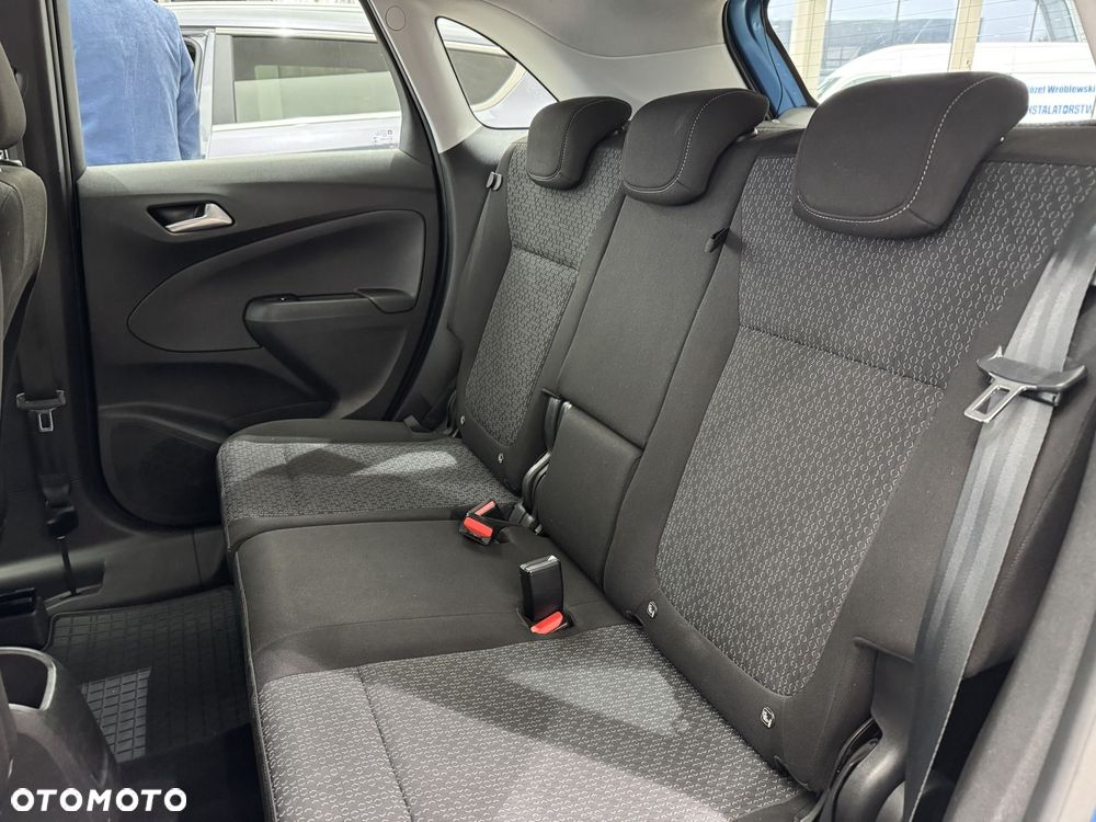 Opel Crossland X - 13