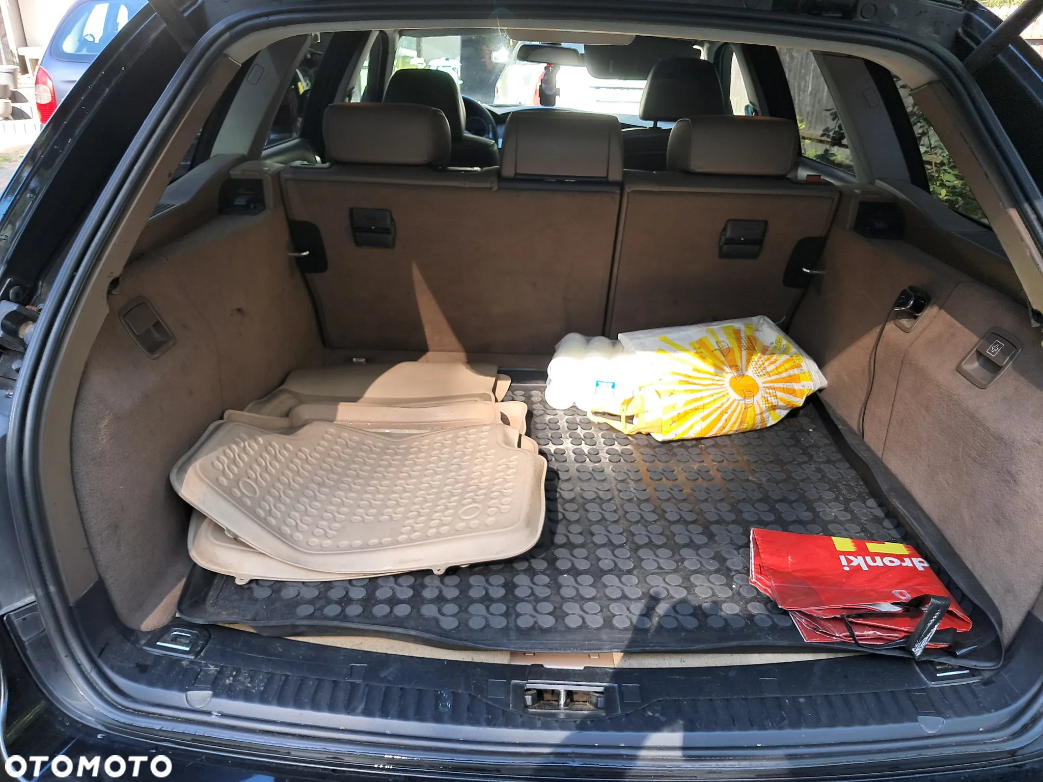 BMW Seria 5 525d - 12