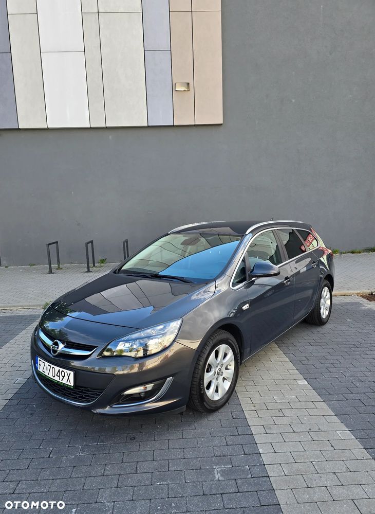 Opel Astra 1.6 CDTI Sport - 11