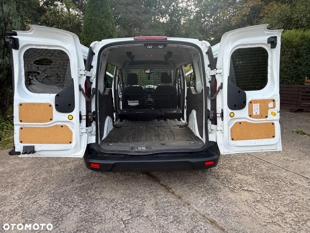 Ford Transit Connect - 17