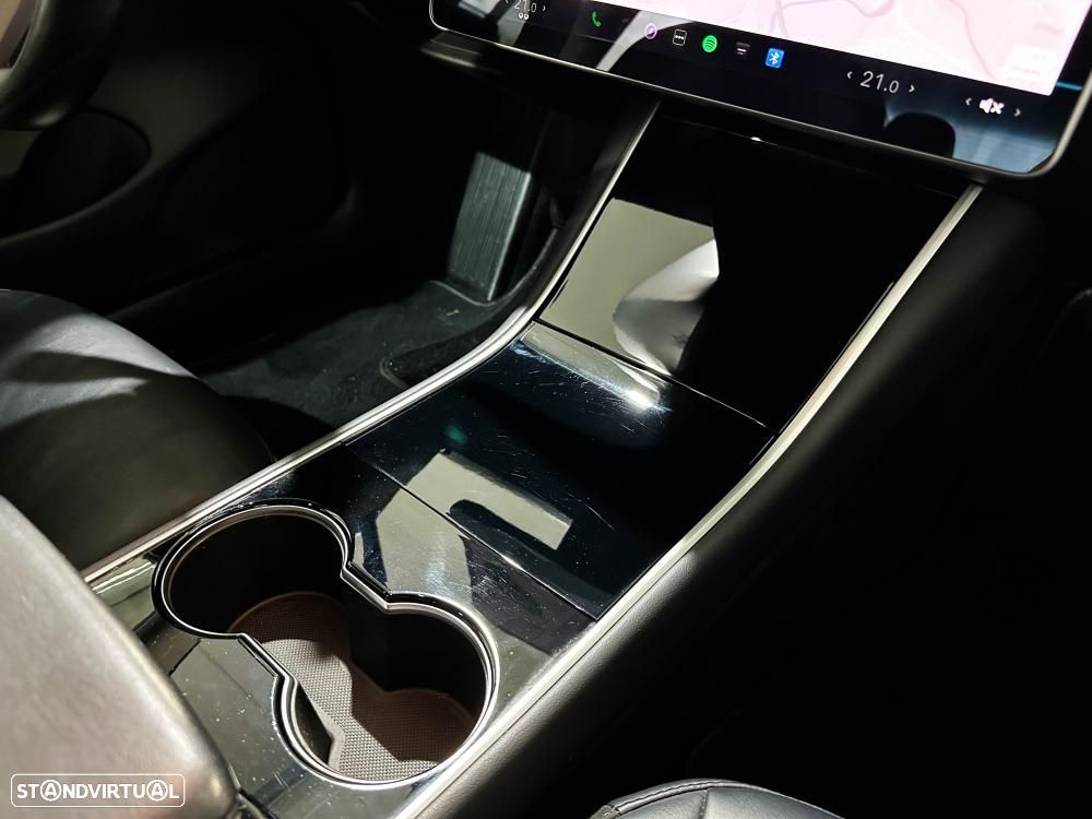Tesla Model 3 Long-Range Dual Motor AWD - 35