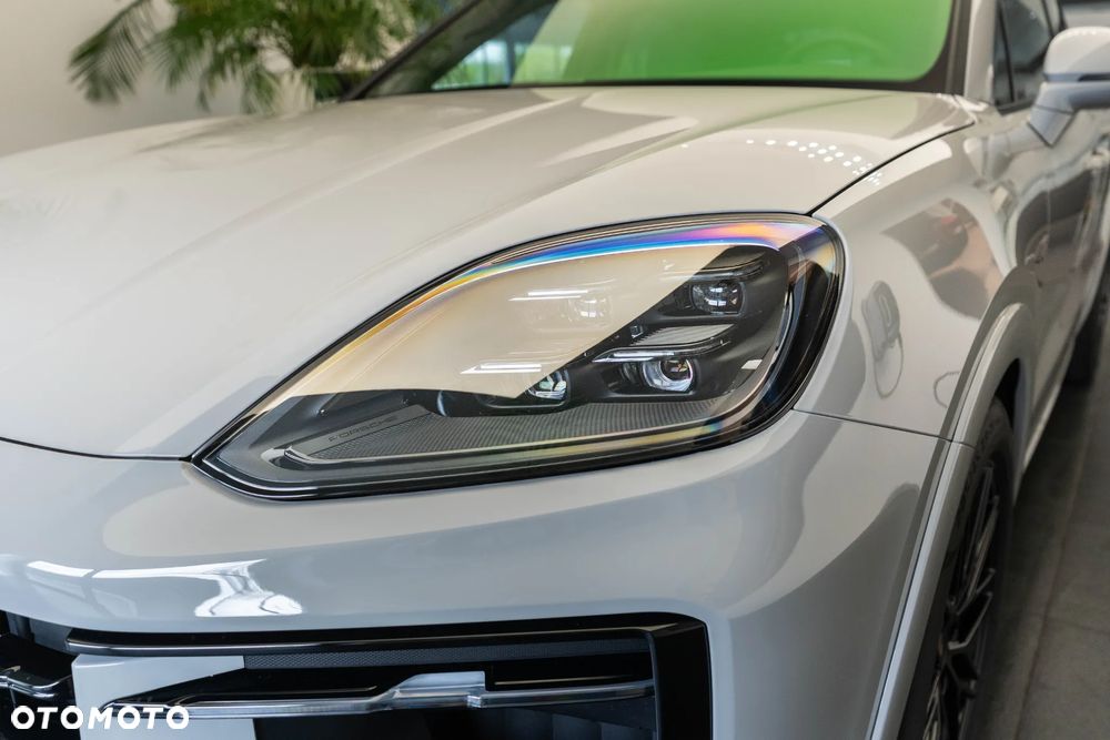 Porsche Cayenne S E-Hybrid PHEV Black Edition - 37
