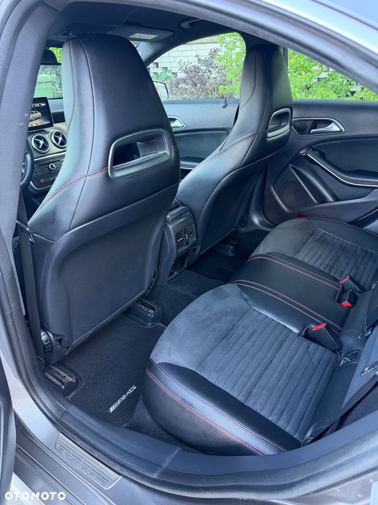 Mercedes-Benz CLA 180 7G-DCT AMG Line - 10