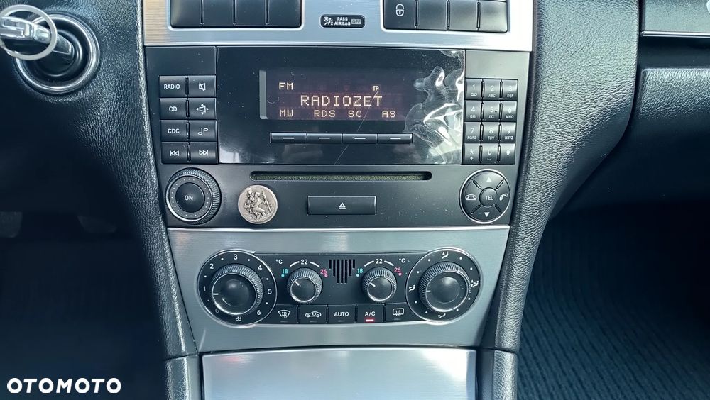 Mercedes-Benz Klasa C 180 Kompressor Avantgarde - 24