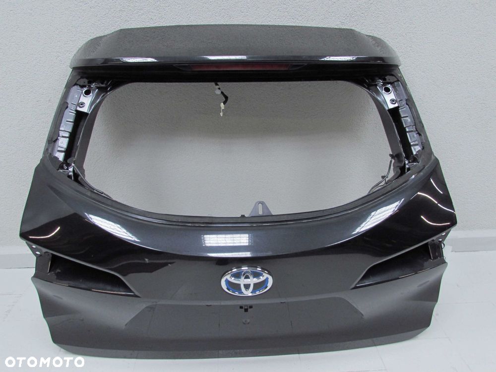 TOYOTA COROLLA E21 XII KOMBI 19-23 KLAPA BAGAZNIKA TYL 209 - 2