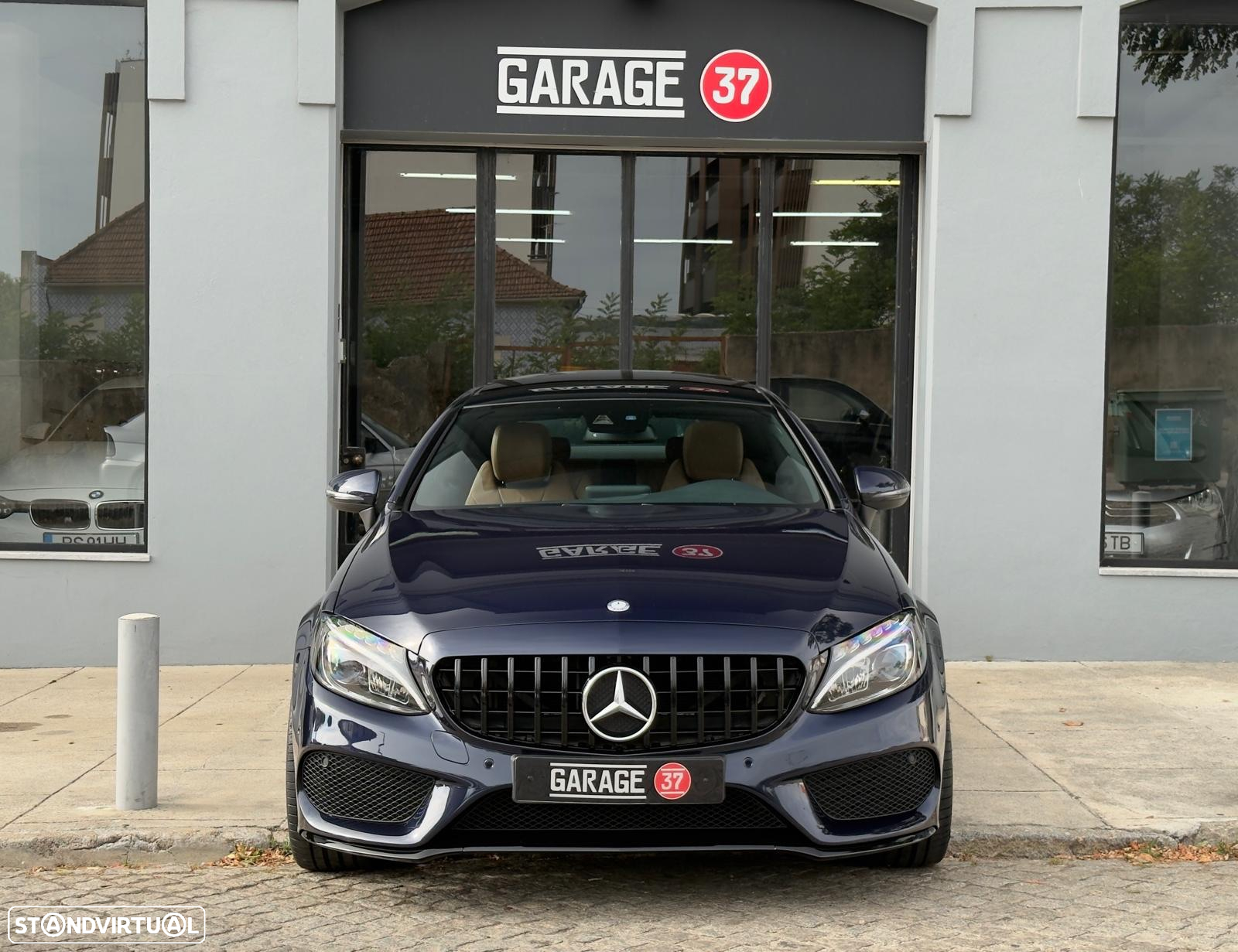 Mercedes-Benz C 220 d Coupe 4Matic 9G-TRONIC - 2