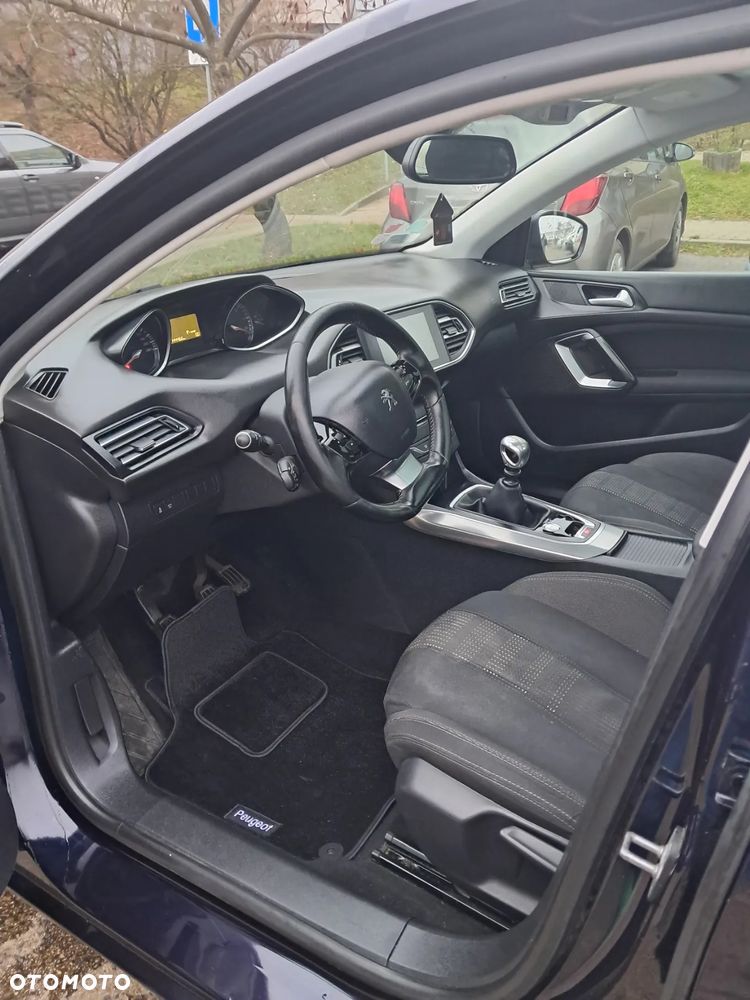 Peugeot 308 1.6 BlueHDi Active S&S - 9