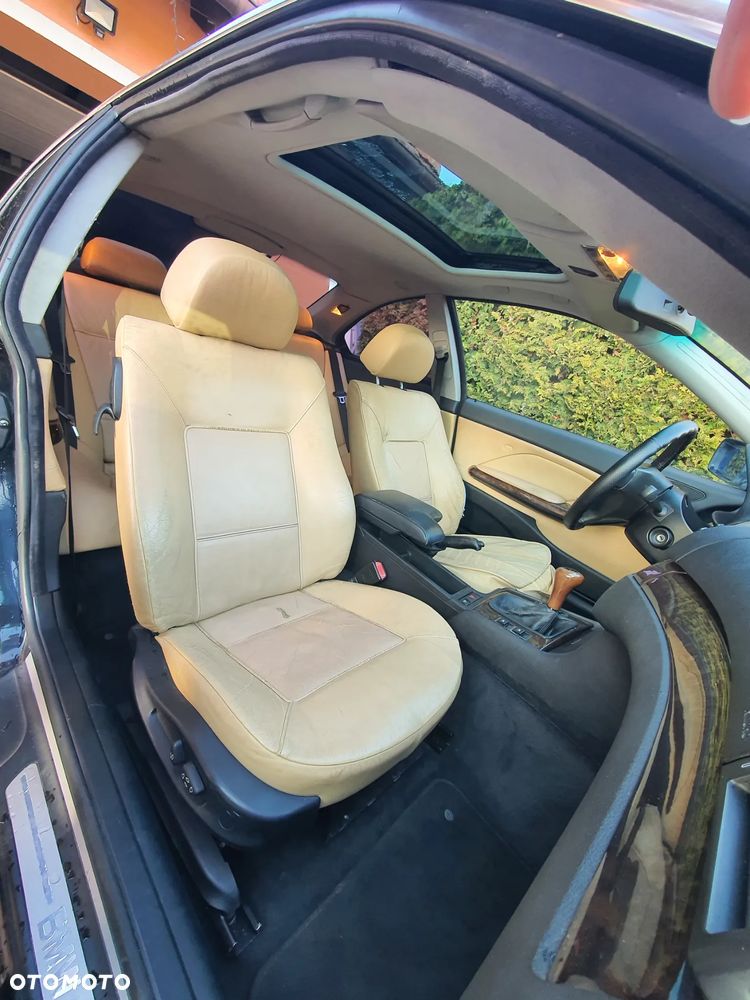 BMW Seria 3 323Ci - 13