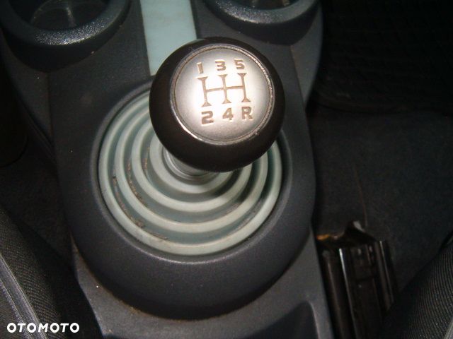 Mitsubishi Colt - 26