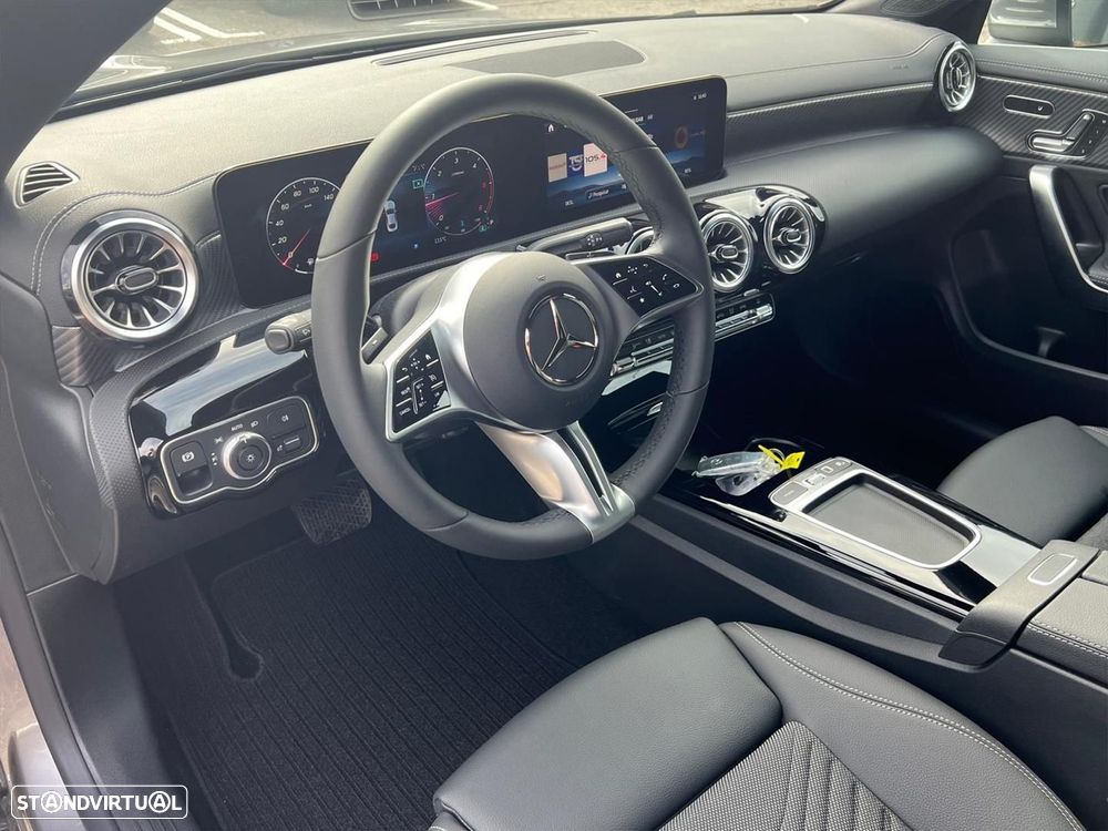 Mercedes-Benz CLA 180 d Progressive Aut. - 10
