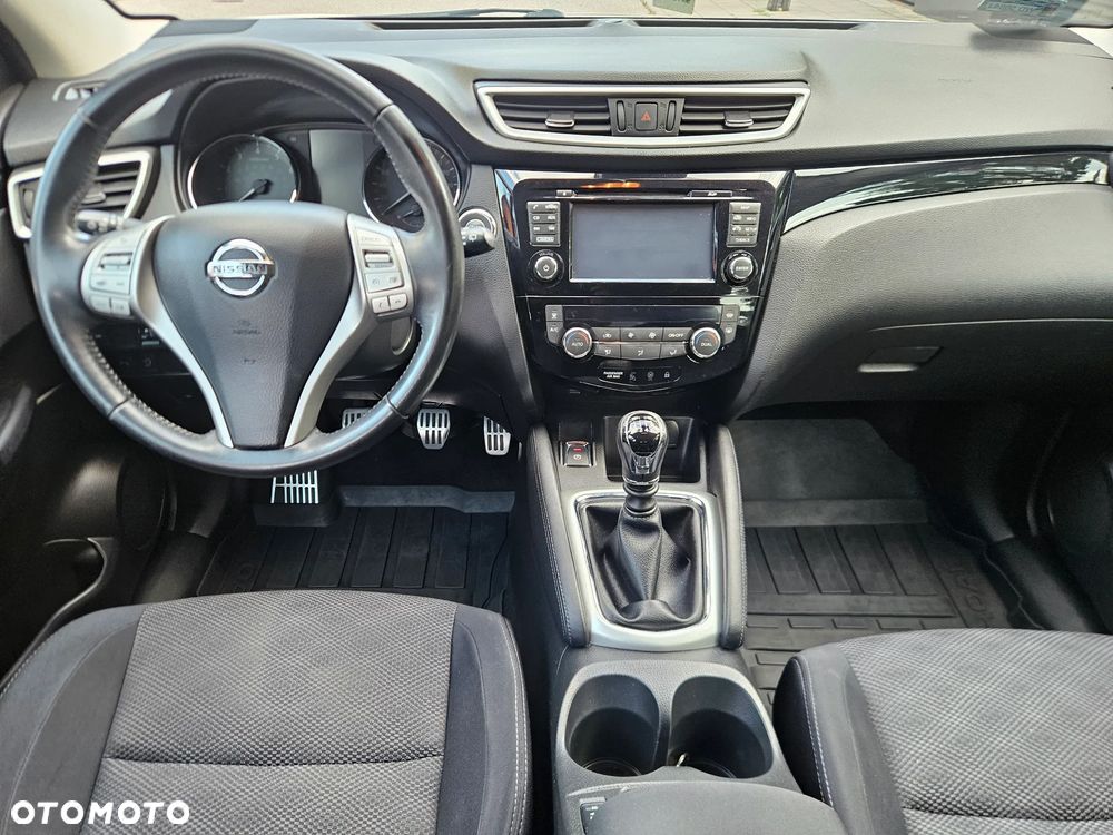 Nissan Qashqai 1.6 DIG-T N-Connecta - 8