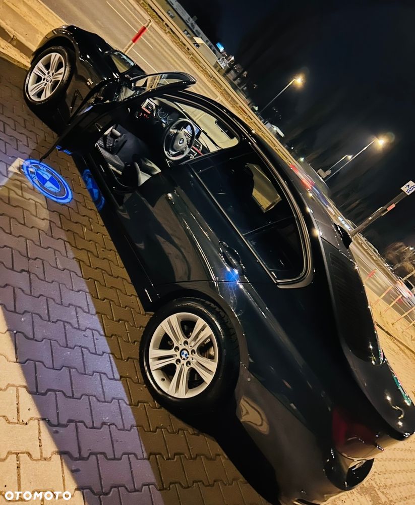 BMW Seria 3 318i Sport Line - 3