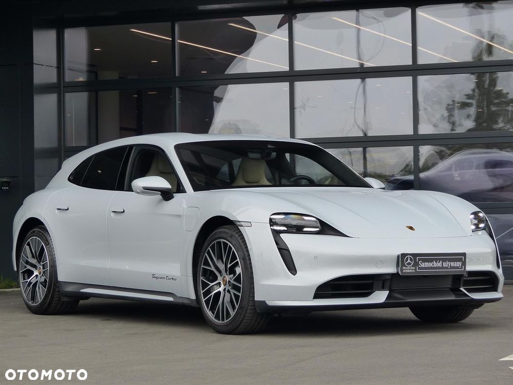 Porsche Taycan Turbo - 4
