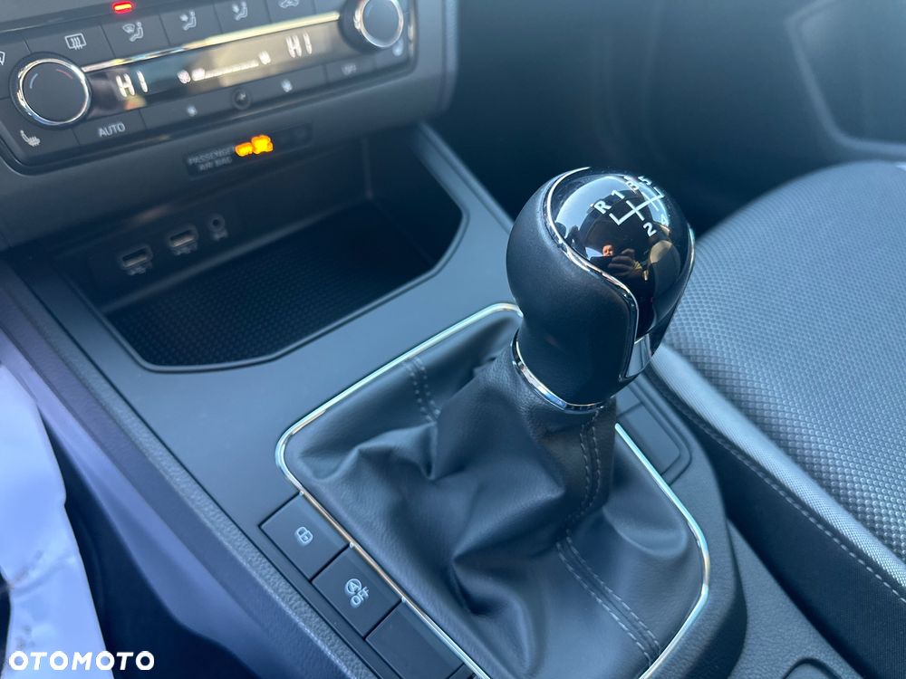 Seat Ibiza 1.0 TSI S&S Beats - 28