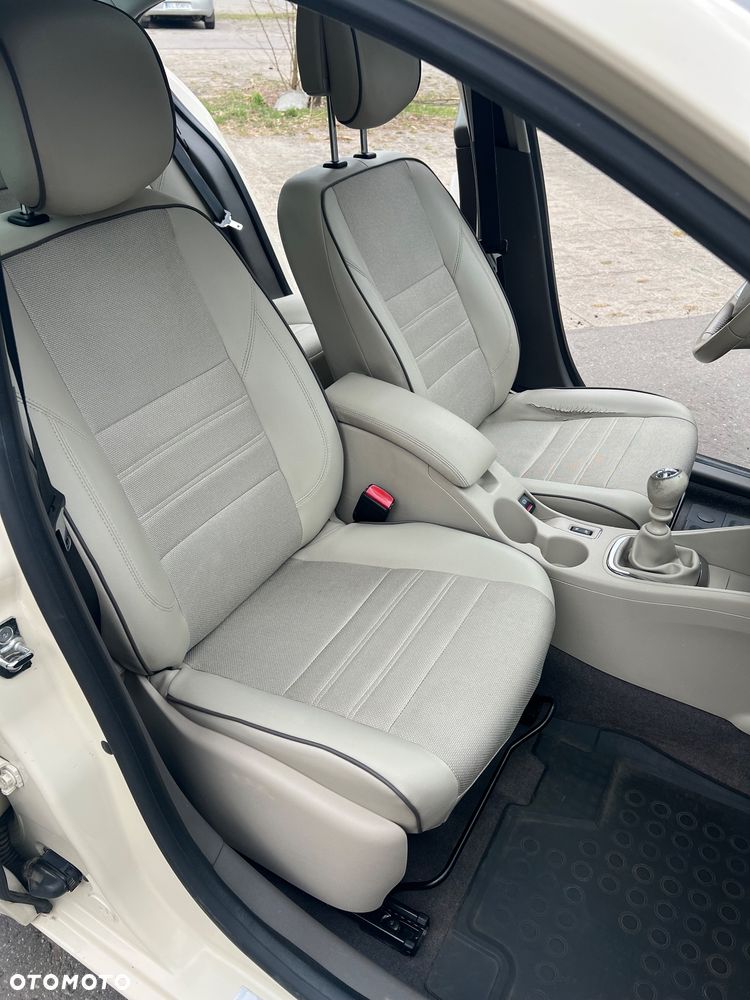 Renault Fluence 2.0 16V Privilege - 17