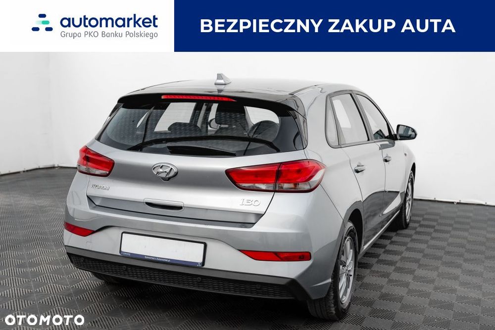 Hyundai i30 1.5 DPI Classic + - 4