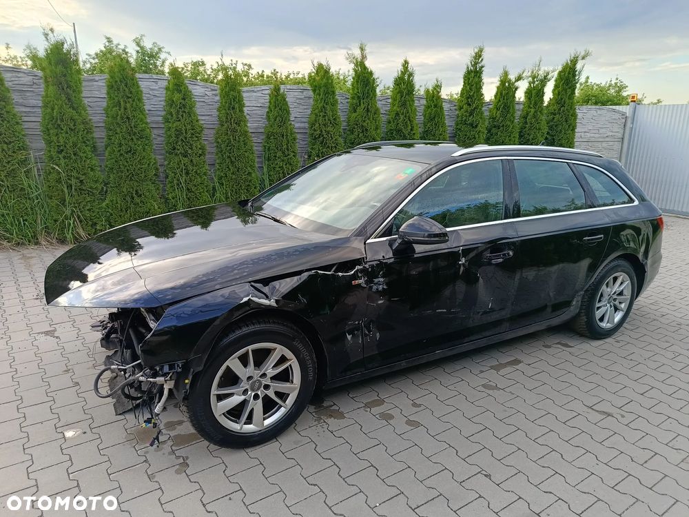 Audi A4 Avant 2.0 TDI ultra S tronic - 1