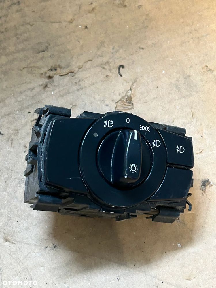 PRZEŁĄCZNIK WŁĄCZNIK ŚWIATEŁ BMW E84 6938864 - 1
