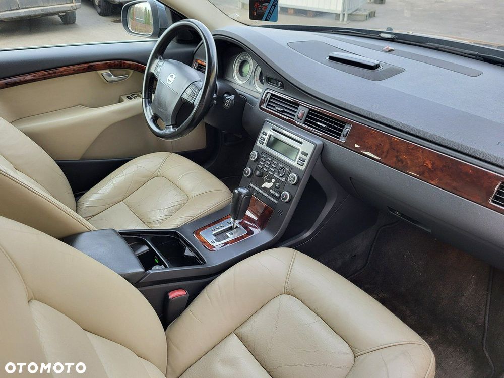 Volvo V70 - 24
