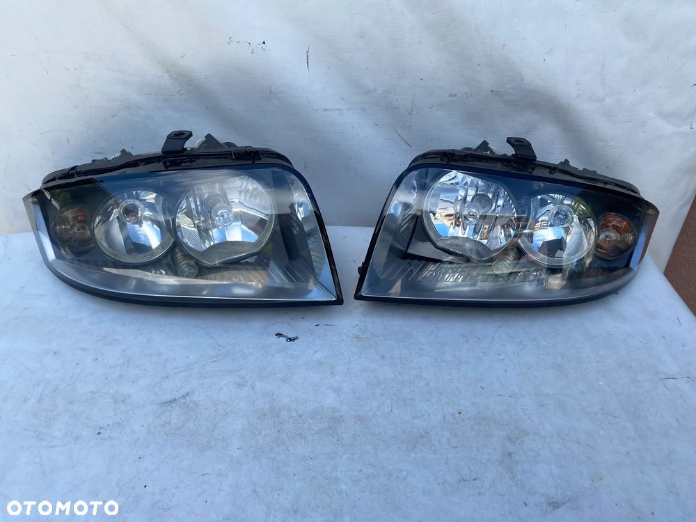 lampy audi a2 komplet eu całe - 1