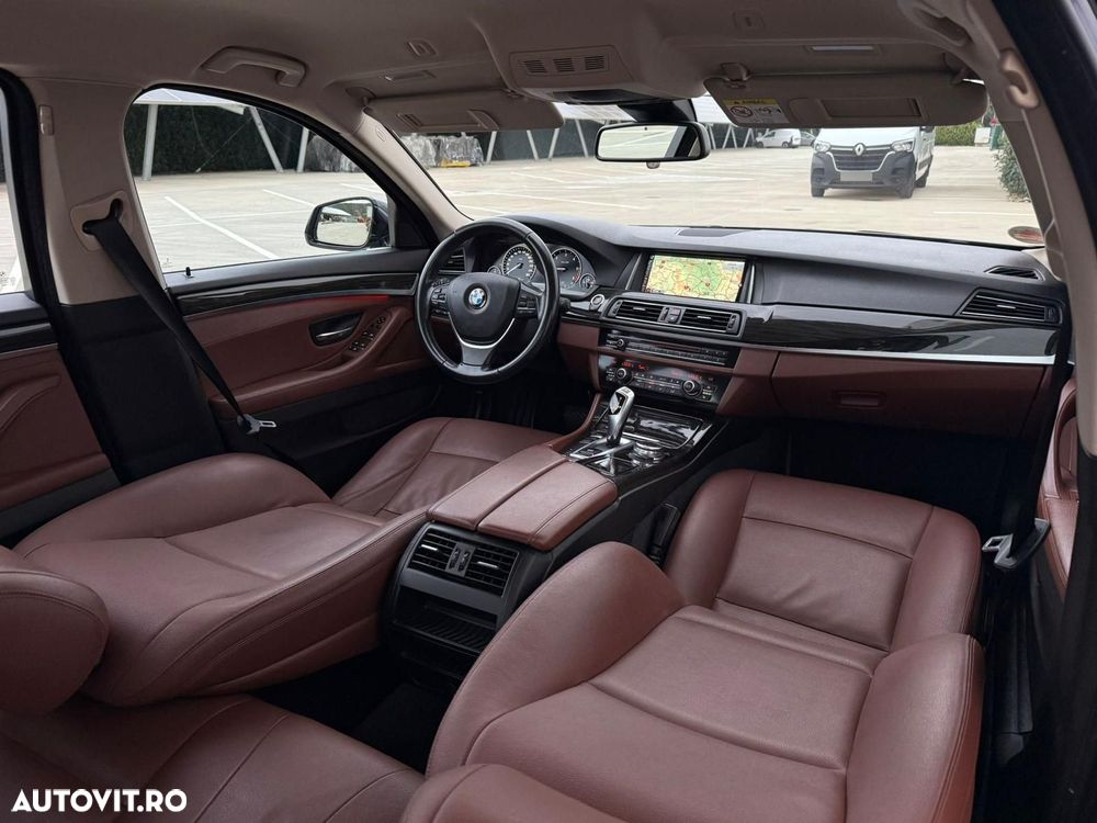 BMW Seria 5 520d Aut. Luxury Line - 16