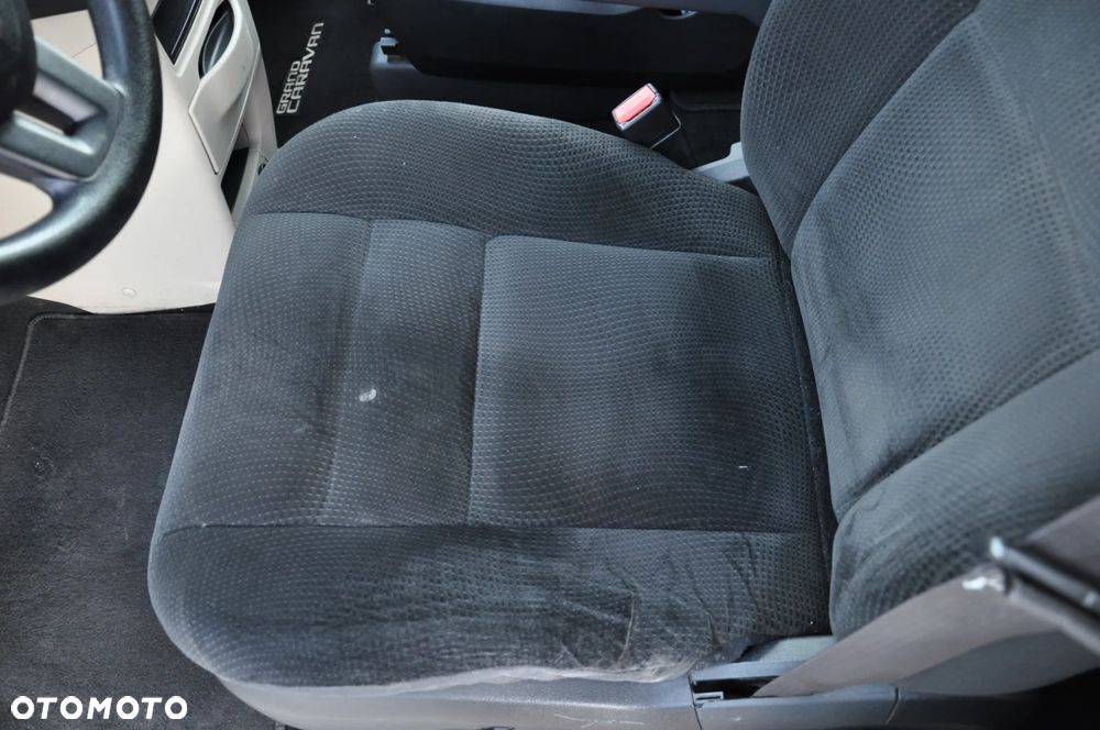 Dodge Grand Caravan 3.6 Express - 25