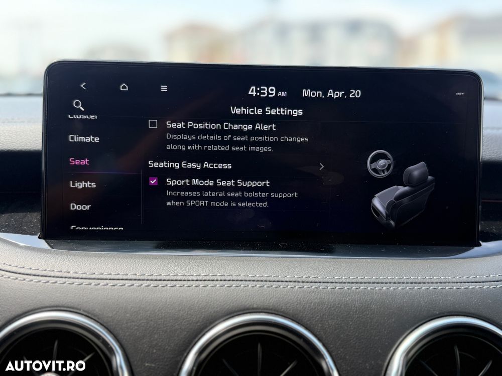 Kia Stinger 3.3 T-GDI 8AT AWD GT - 27