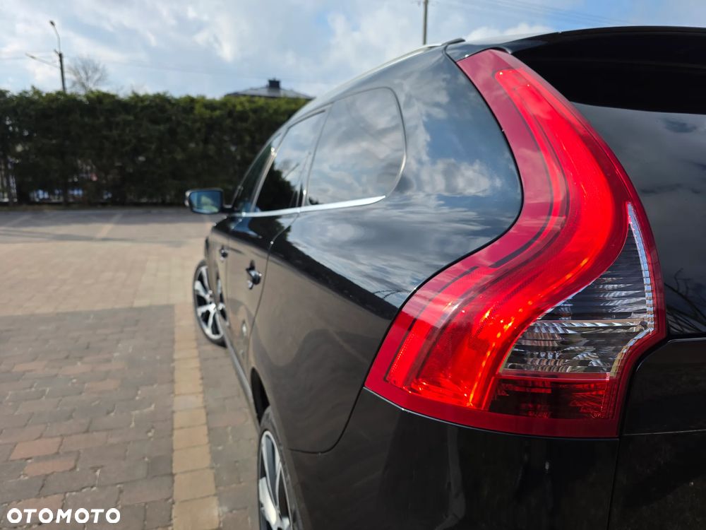 Volvo XC 60 D5 AWD Summum - 14