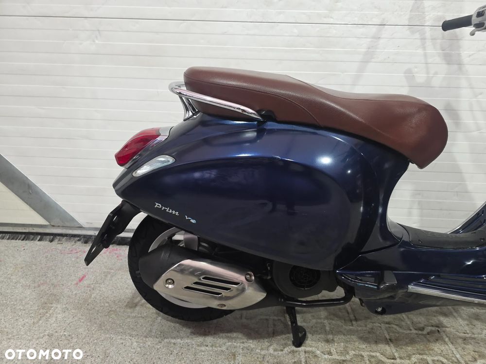 Piaggio Vespa - 10