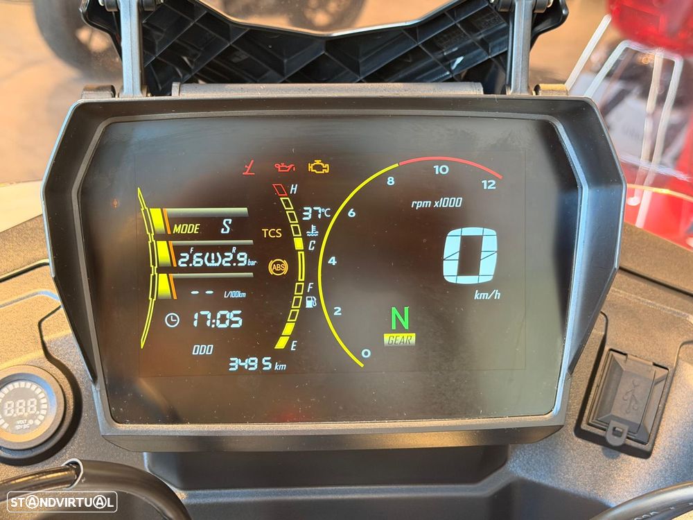 Voge 625 DSX - 10