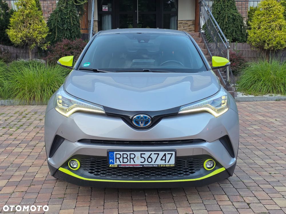 Toyota C-HR 1.8 Hybrid Neon Lime powered by JBL - 3