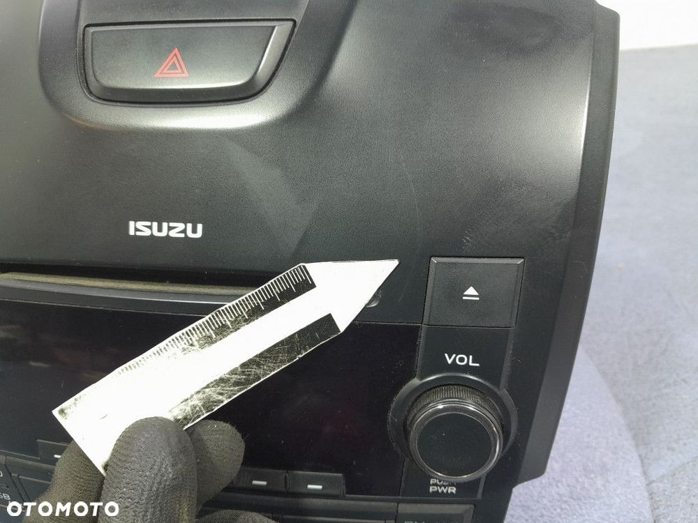 ISUZU D-MAX II 2 LIFT 17- RADIO CD BLUETOOTH MP3 8982436022 - 2