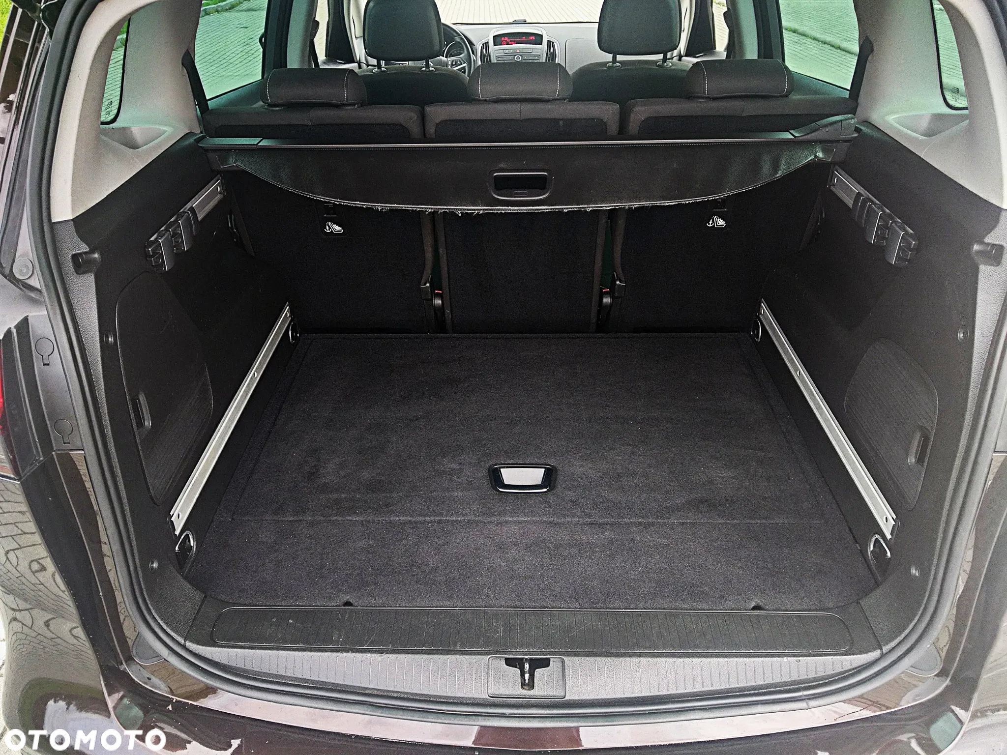 Opel Zafira - 24