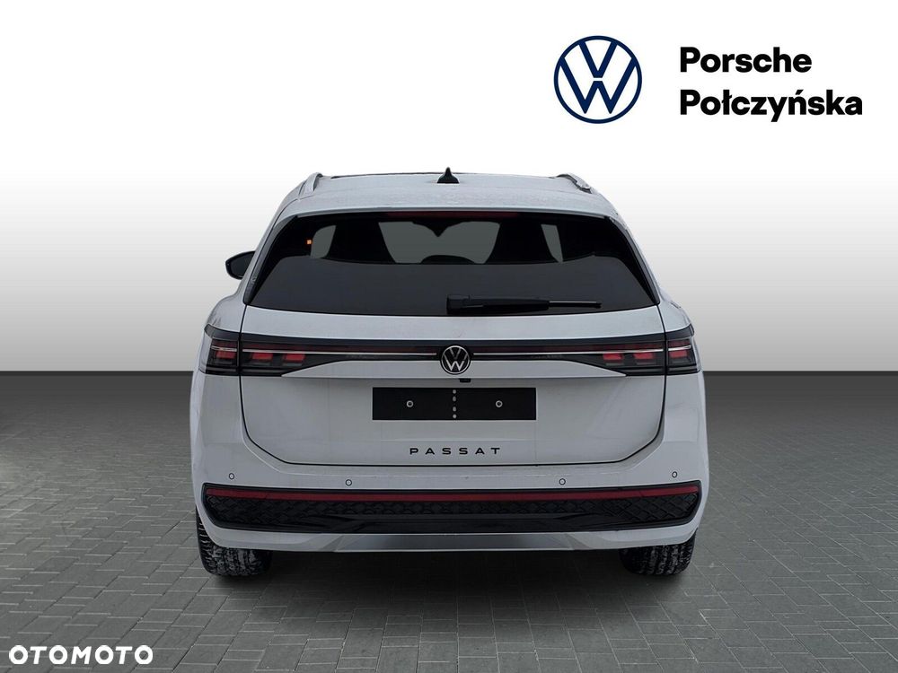 Volkswagen Passat Variant 2.0 TSI R-Line Plus DSG - 4