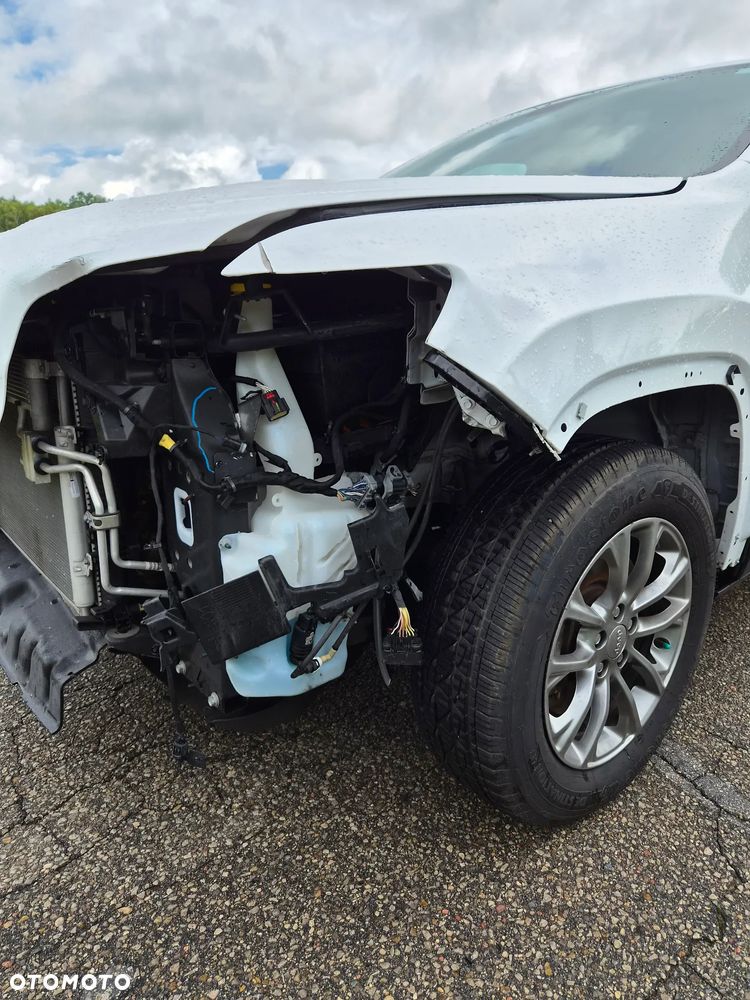 Jeep Cherokee - 7