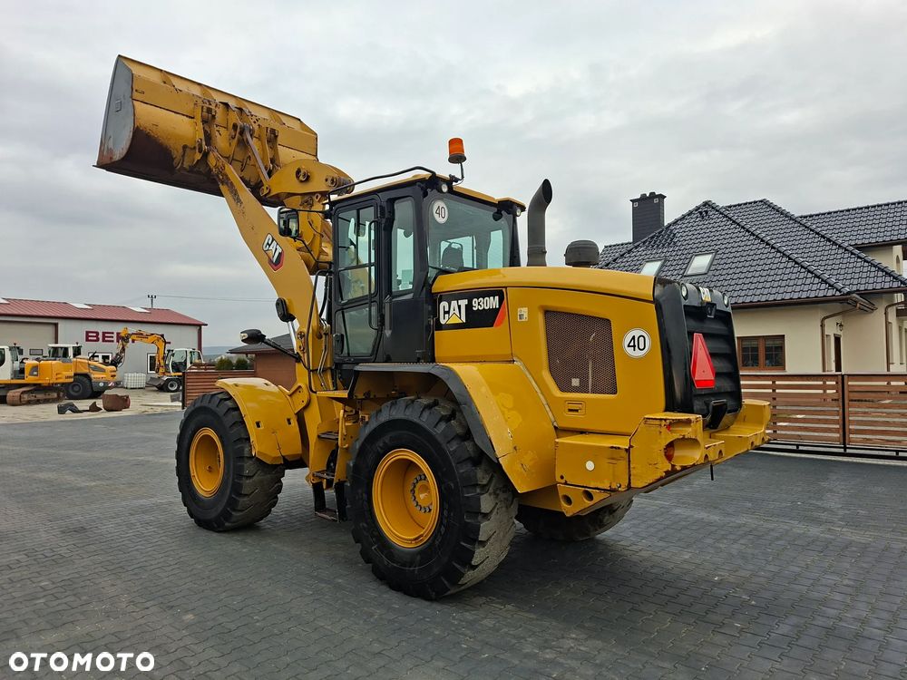 Caterpillar CAT 930 M - 4