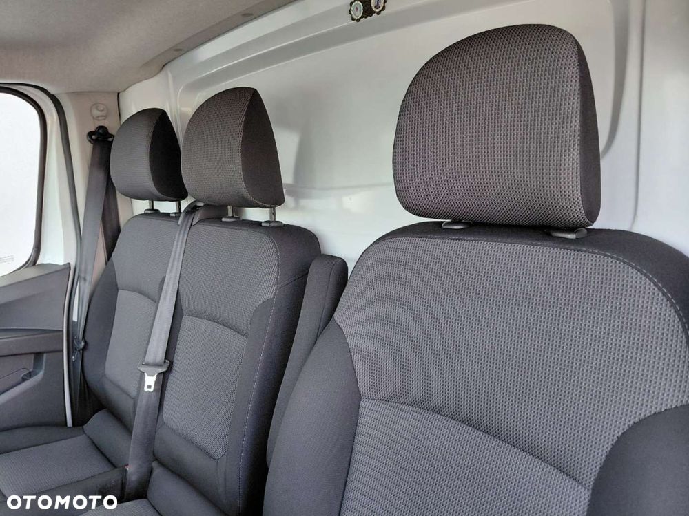 Renault TRAFIC - 13