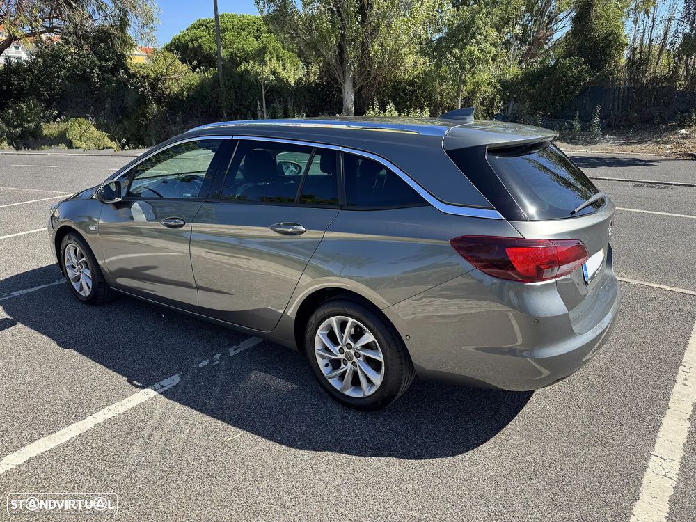 Opel Astra Sports Tourer - 3