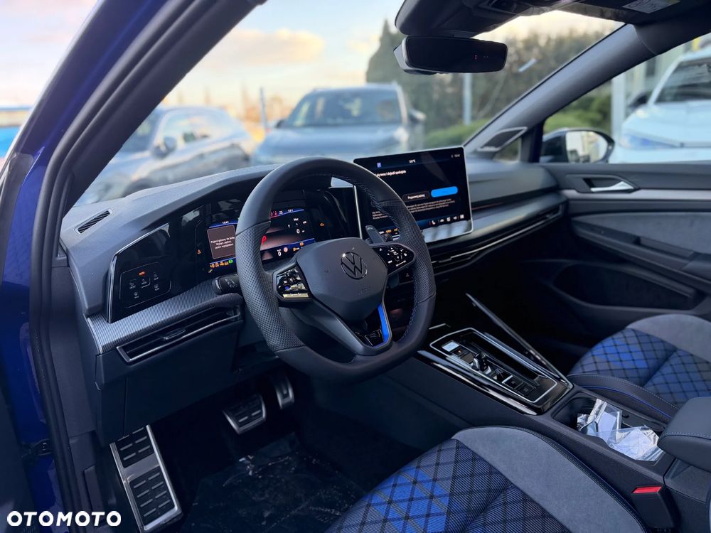 Volkswagen Golf Variant - 10