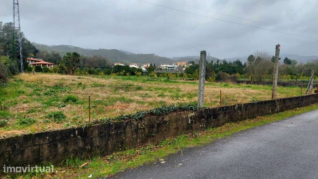 Terreno p/ construção - Amares - Grande imagem: 3/4